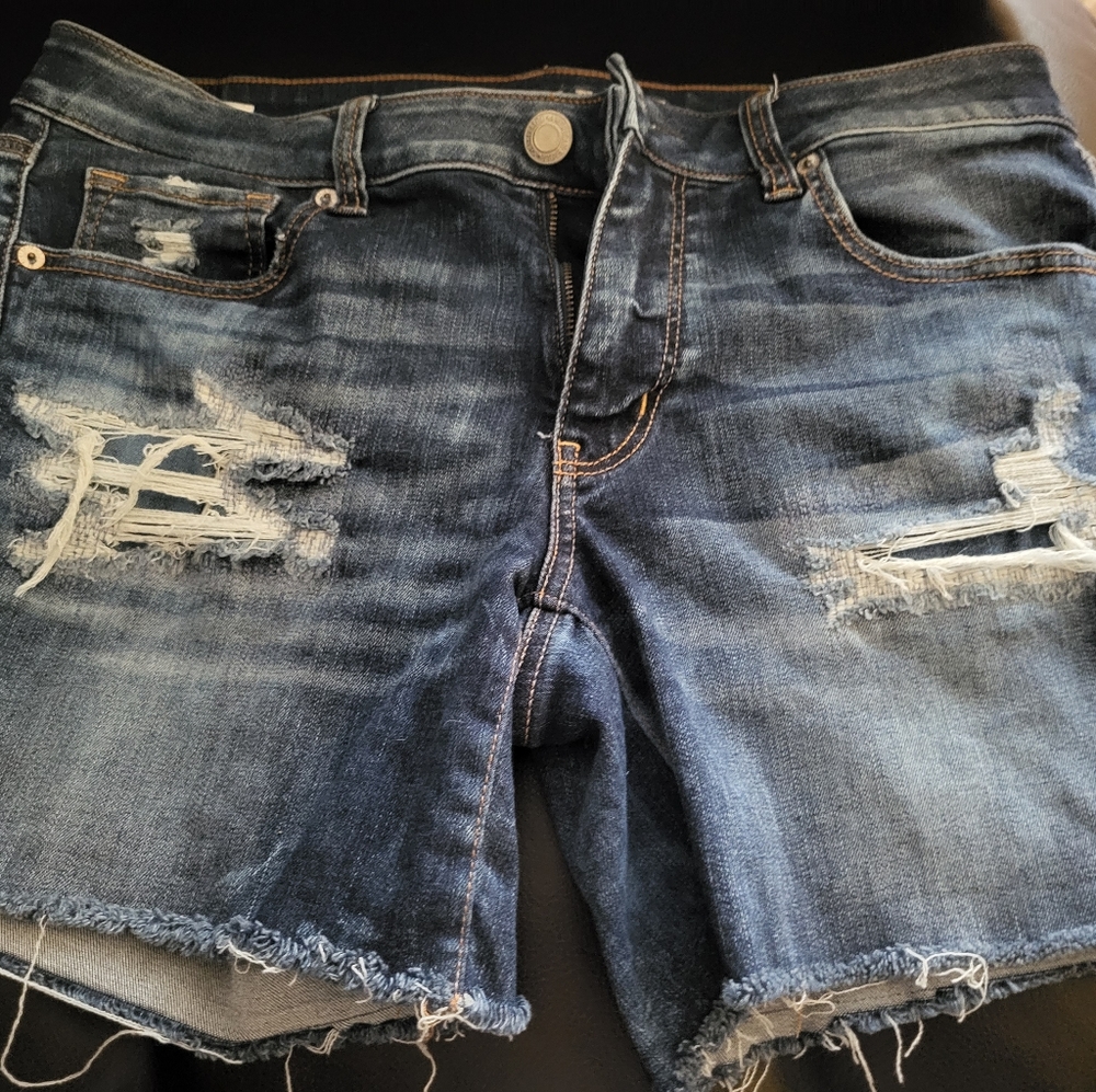 American eagle midi shorts
